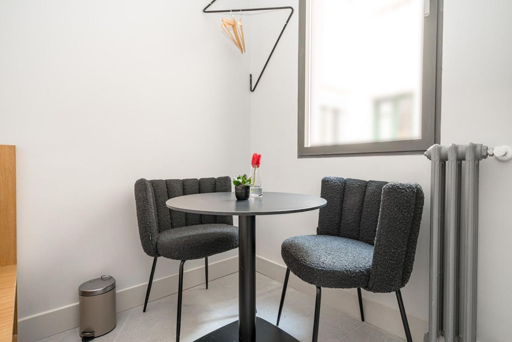 Centric Creative Rooms Madrid Luaran gambar